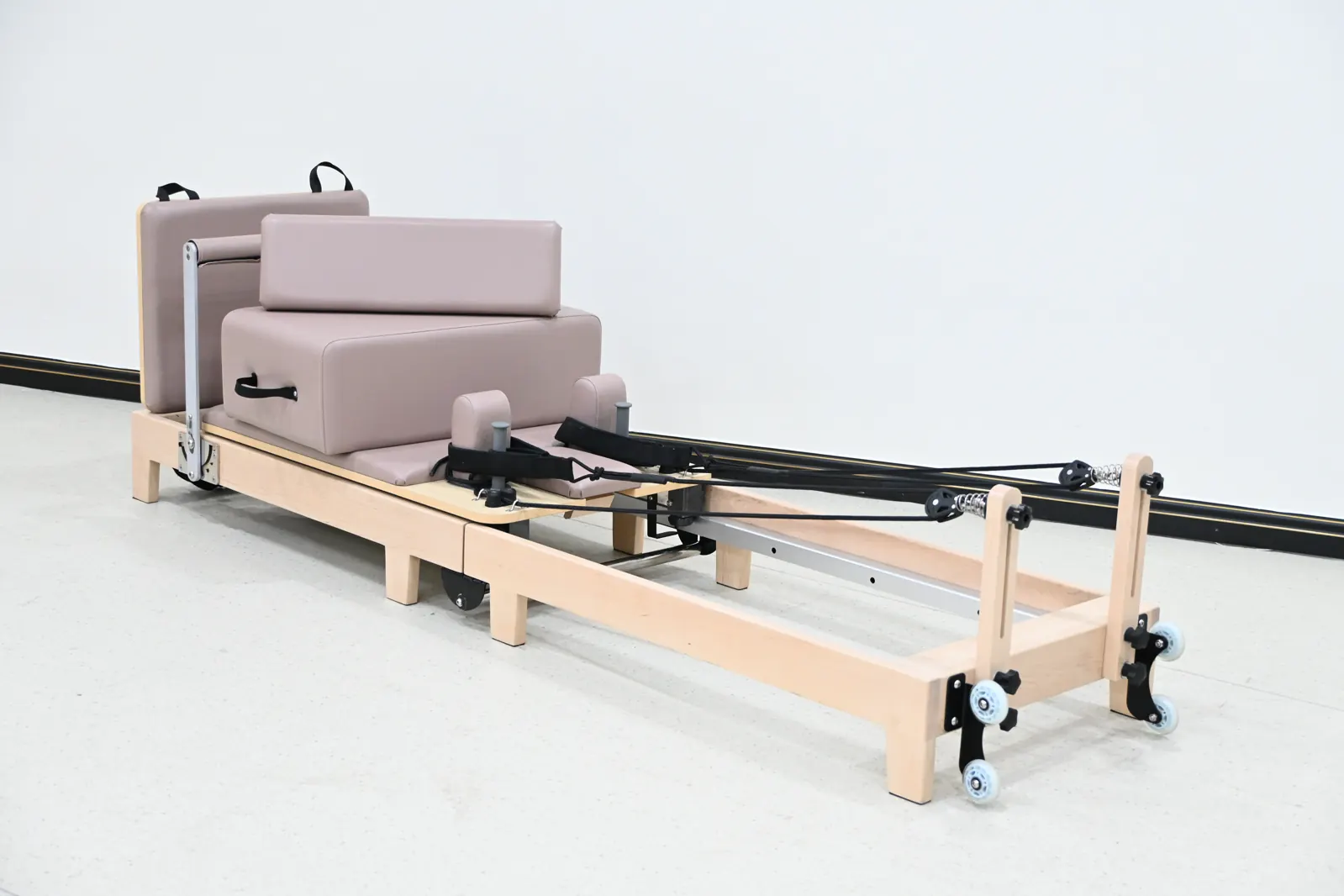 Klappbarer Pilates Reformer aus Aluminium